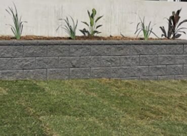concrete sleeper retaining wall